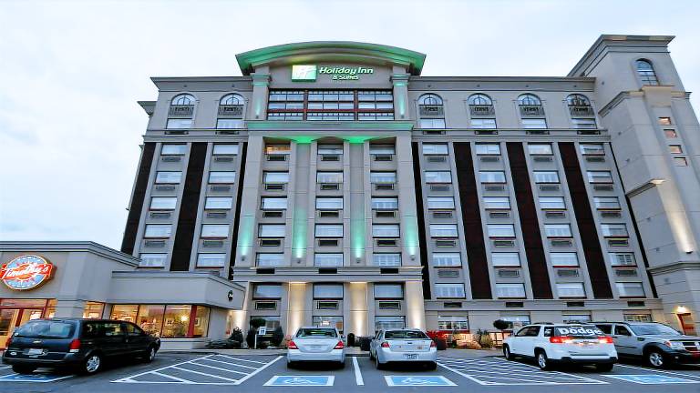 Holiday Inn Hotel & Suites St. Catharines-Niagara By IHG in St. Catharines, ON