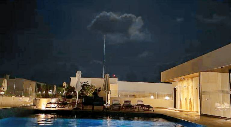 Rental apartment with jacuzzi & pool — photo 3