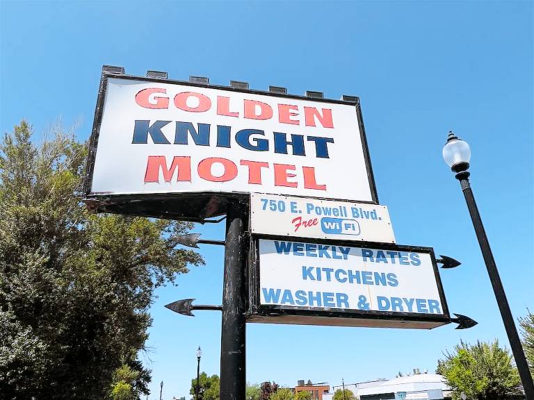 Motel  North Central