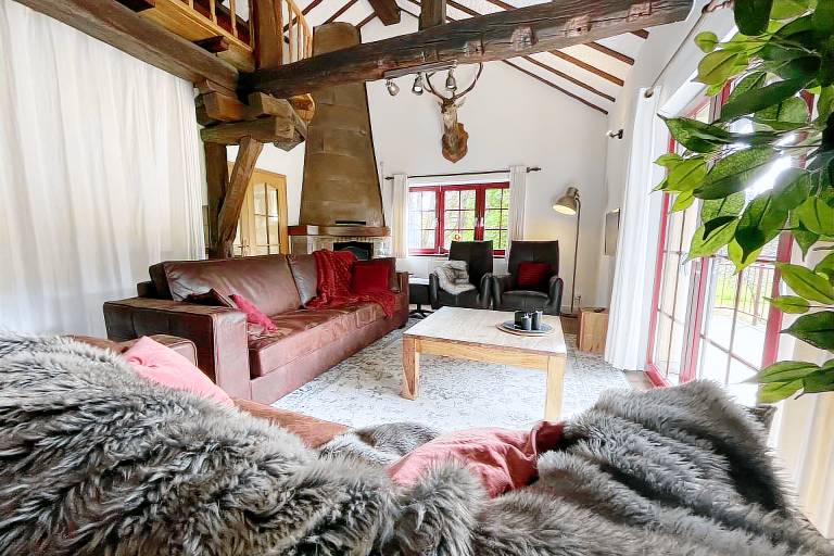 Fully equipped wonderful house with garden, patio & barbeque | Pets allowed — photo 2
