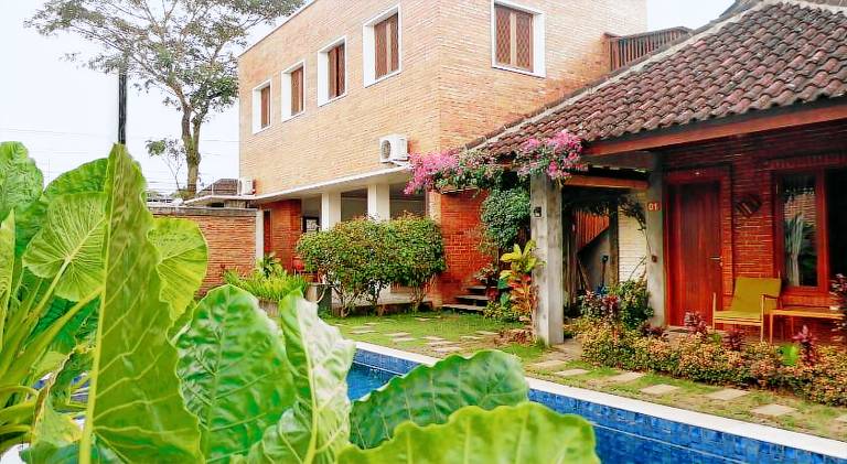 Rumah Bata Guest House