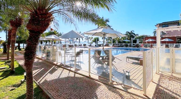 Holiday apartment with pool — photo 3