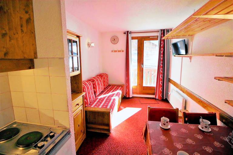 100m from resort center, 1st floor, balcony, tv, ski locker, 18m², Tignes — photo 3