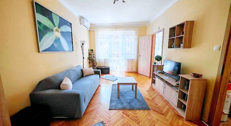 Rental apartment with 1 room for 4 persons in Pecs