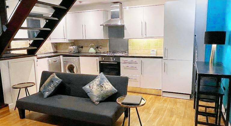 Rental apartment | Next to British Airways i360 — photo 2
