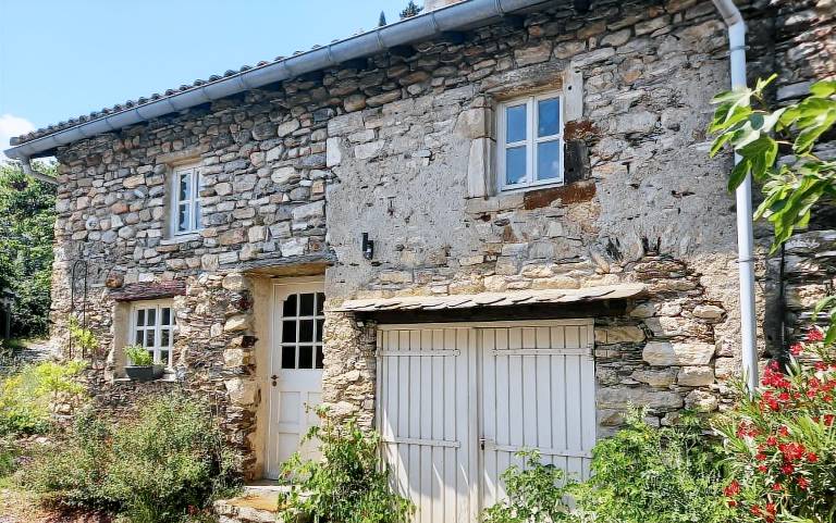 Gite with garden & terrace — photo 3