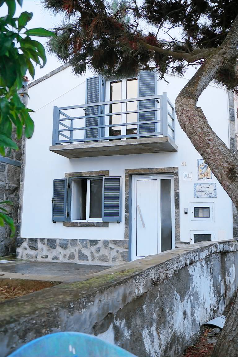 Casa  Mosteiros