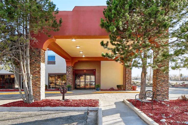 Hampton Inn Taos — photo 5
