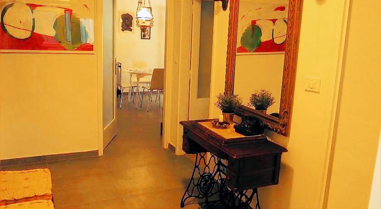 Apartment with 2 rooms for 4 persons — photo 4
