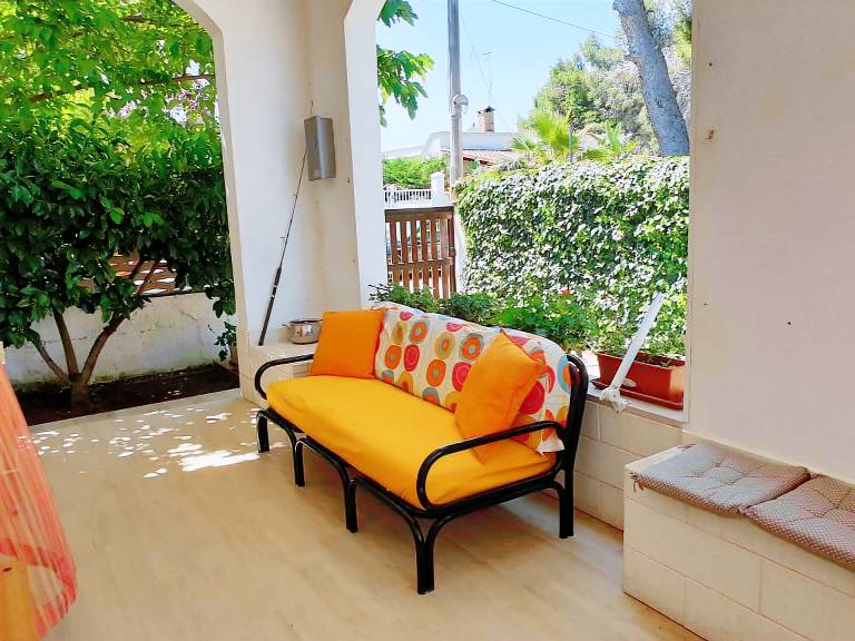 Vacation home with barbecue, terrace & yard | Beach view in Manduria
