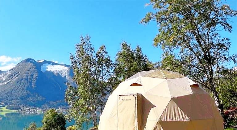 Nice tent | Dogs allowed in Stryn