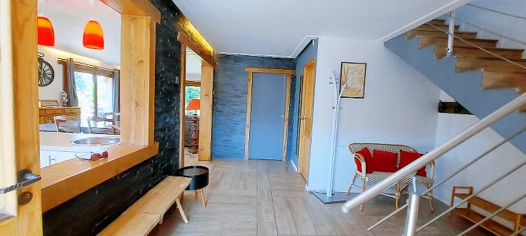 Fully equipped pleasant chalet with BBQ & terrace | Mountain view | Next to the ski | Good for workation | Dogs allowed — photo 5