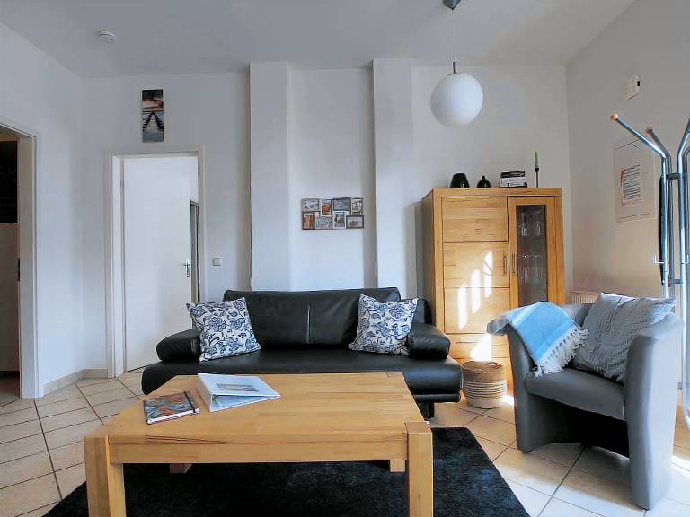 Komfortable 58m² Ferienwohnung für 3 Personen mit Terrasse und Hund — photo 4