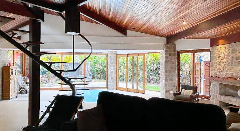 Vacation home with pool | Beach nearby | Pets allowed — photo 5