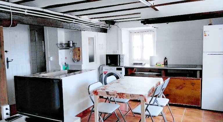Holiday apartment with 2 rooms for 5 persons — photo 3