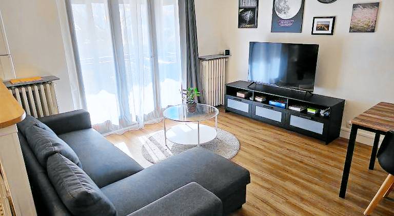 House with 2 rooms for 6 persons in Meaux