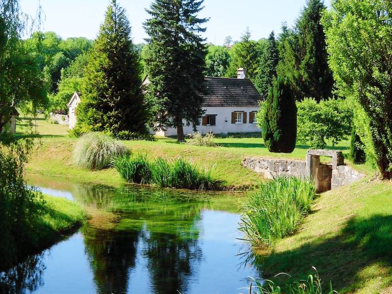Cottage Druyes-les-Belles-Fontaines