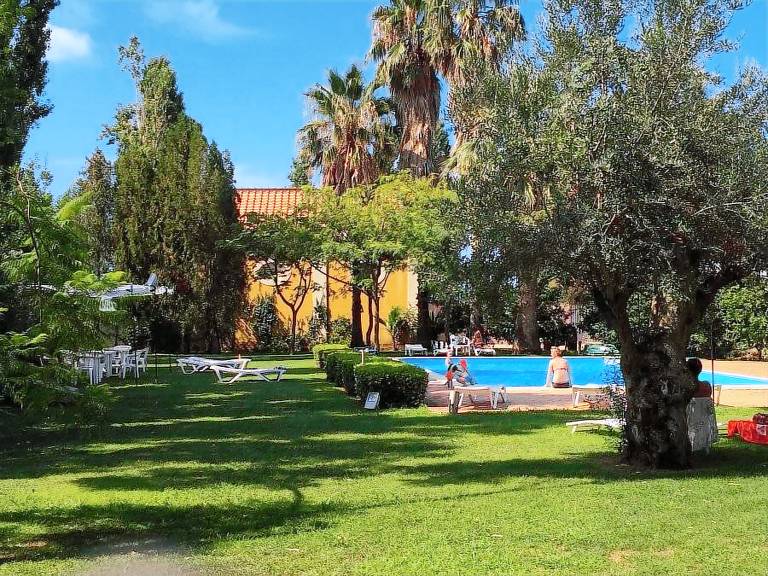 Masseria Morella: Camera Melograno — photo 5