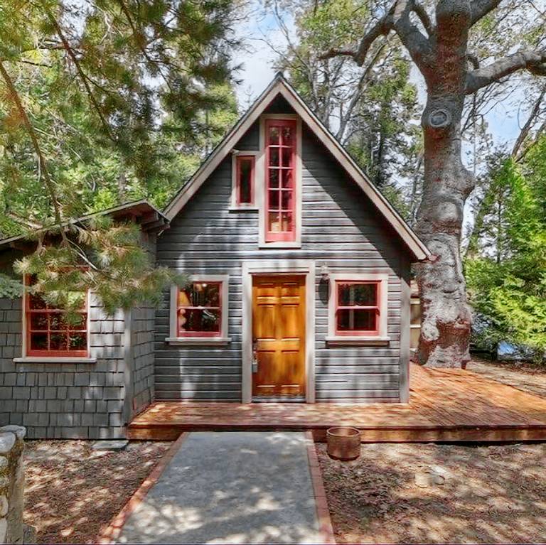 Cabin Lake Arrowhead