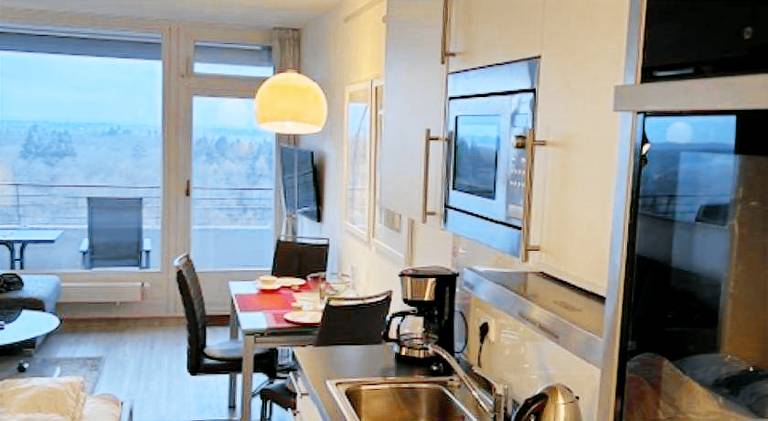 Holiday apartment with pool — photo 4
