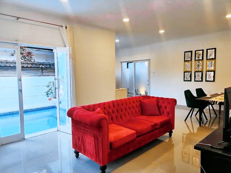 Vacation home with pool, terrace & yard | Good for workation in Pecatu