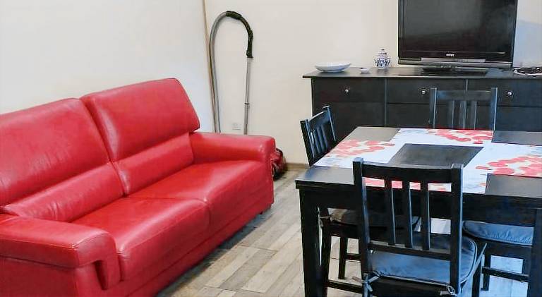 Vacation home with 2 rooms for 4 persons in Aubenas