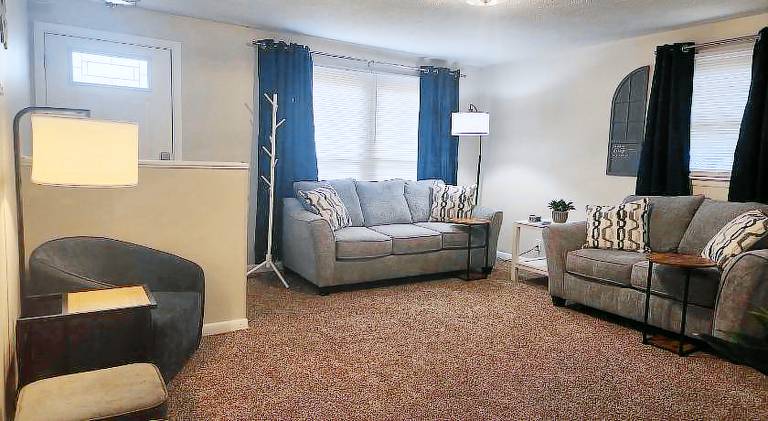 House | Good for workation in Columbus, IN