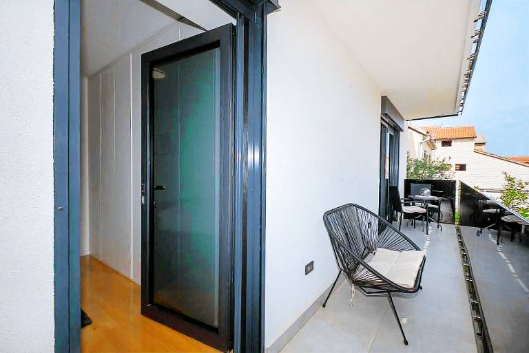Apartment with 2 rooms for 5 persons — photo 4