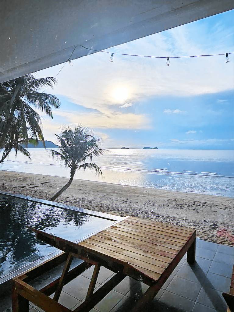 Villa with garden & pool | Suitable for remote work | Pets allowed — photo 4