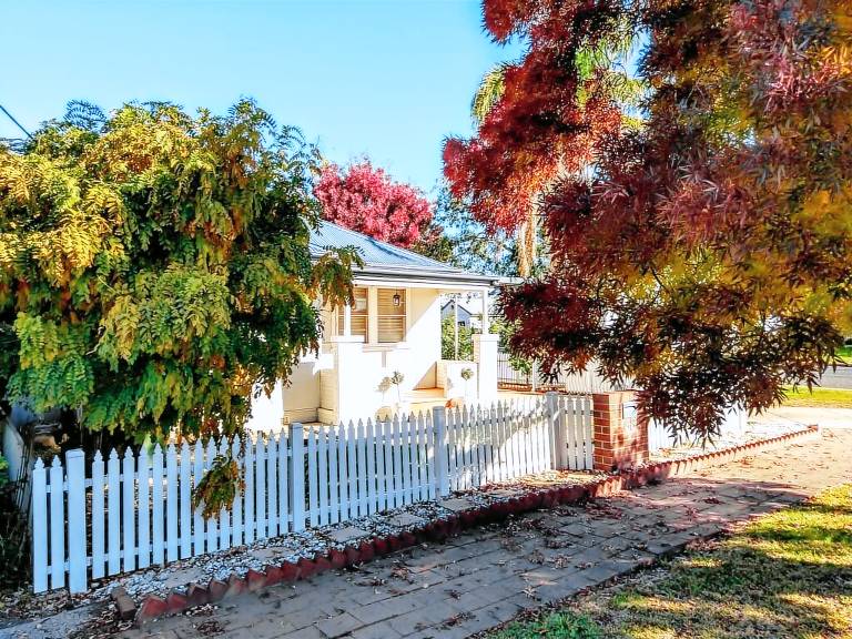 Cottage  Wagga Wagga