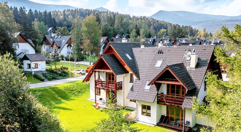 Holiday apartment with 2 rooms for 6 persons in Karpacz