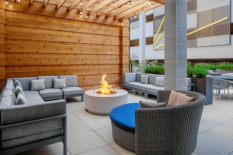 Homewood Suites by Hilton Charlotte Uptown First Ward — photo 4