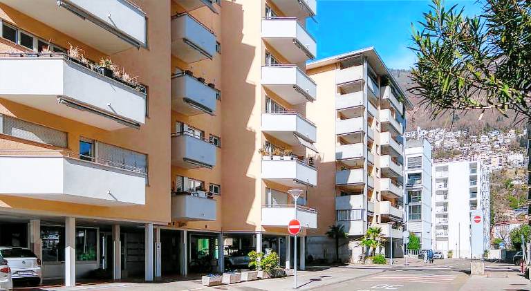Apartment with terrace — photo 4