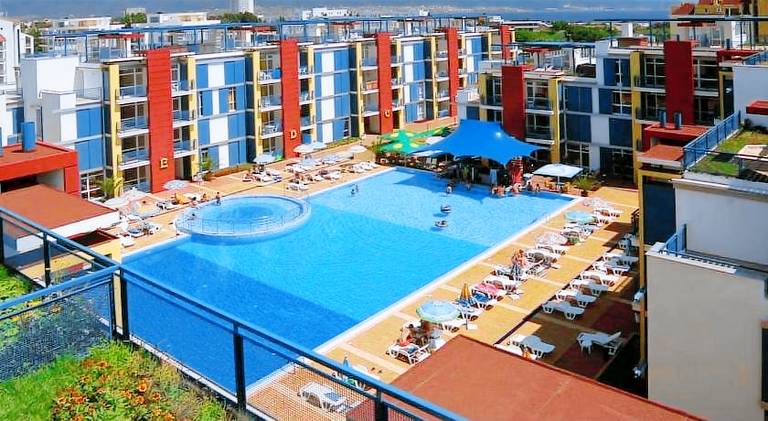 Nice holiday apartment with pool | Close to the beach | Dogs allowed — photo 3