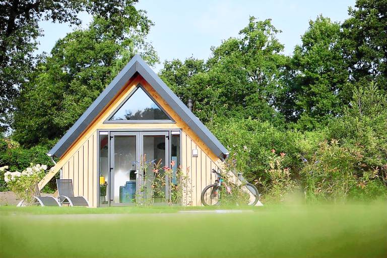 Vacation home with yard, sauna & terrace | Sea view | Pets are welcome — photo 2