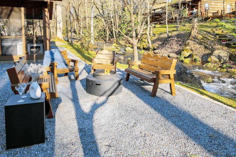 Hot Tub + Fire Pit: Creekside Gatlinburg Getaway! — photo 2