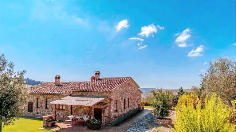 Child-friendly wonderful villa with private pool, BBQ & garden | Dogs allowed — photo 2