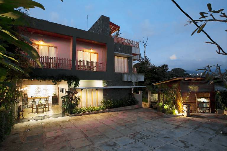 Casa de Apple in Bandung