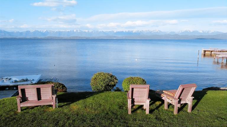 Condo  Lakeside