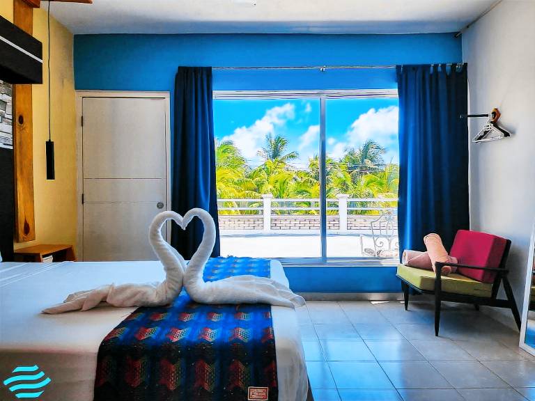 Rental apartment with pool & yard in Isla Mujeres