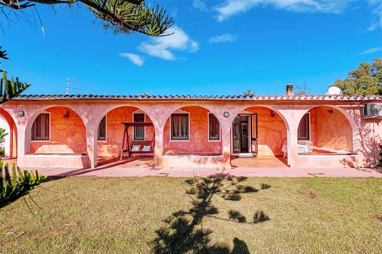 House with patio, yard & grill | Garden view | Beach nearby | Pets allowed in Quartu Sant'Elena