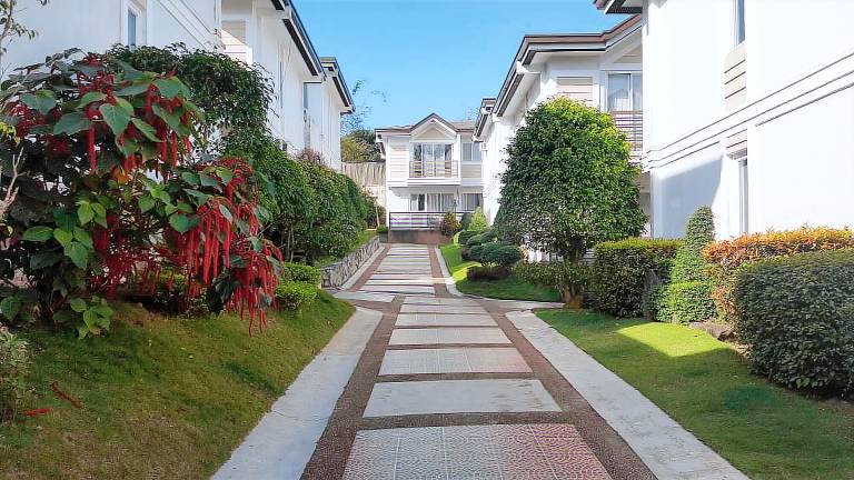 Hus  Tagaytay City