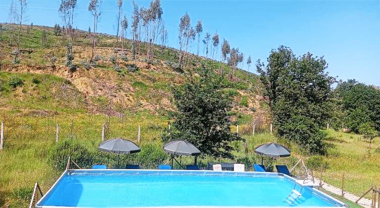 House with pool, terrace & barbeque — photo 3