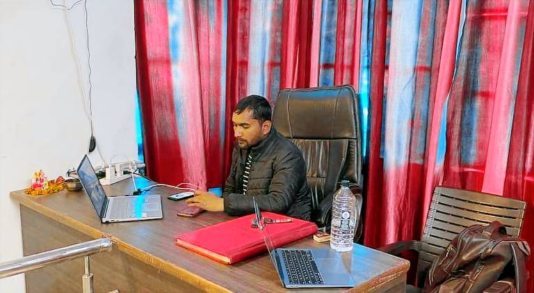 RED HEART HOTEl in Nagpur