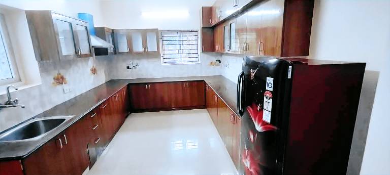 Pleasant house with pool | Suitable for remote work | Pet-friendly — photo 4