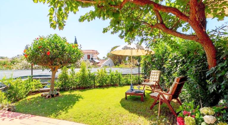 Villa with 2 rooms for 4 persons — photo 5