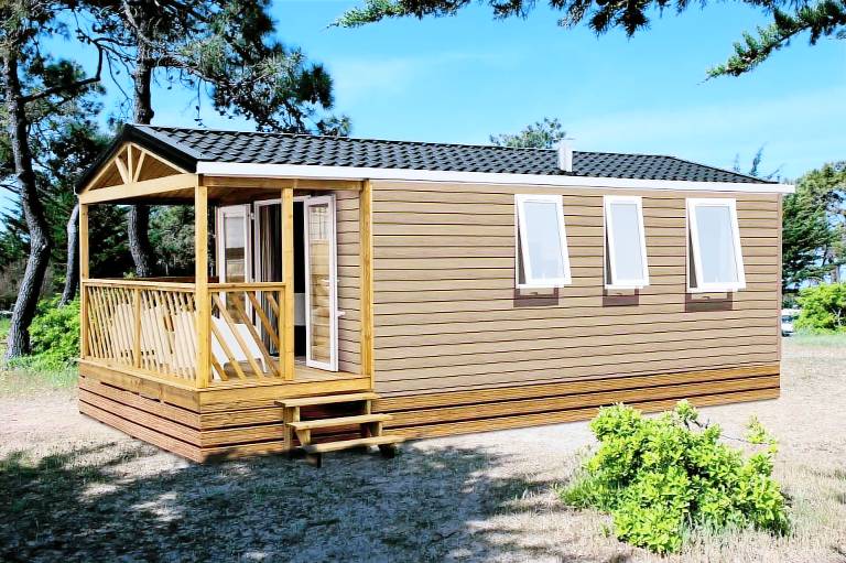 Mobile home with terrace in Dieppe