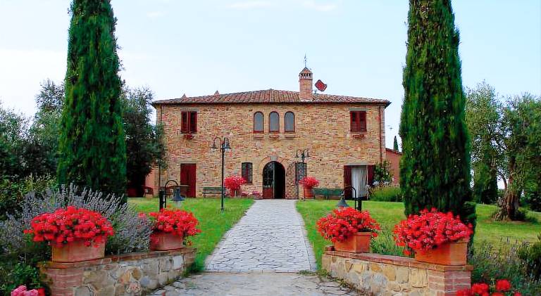 Wonderful farm with pool | Pets are welcome in Castiglione del Lago