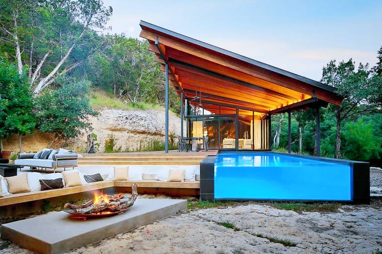 House  Austin Lake Hills