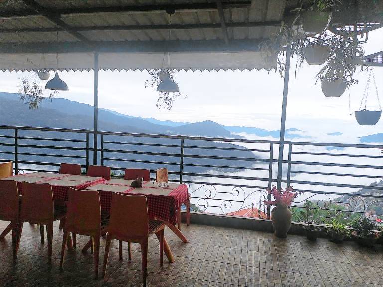 Charming holiday apartment with patio & BBQ | Pets are welcome — photo 3